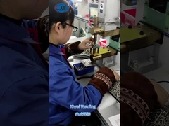 Ζύγιση του ηλεκτρονικού στοιχείου με μηχανή συγκόλλησης σε σημείο τραπεζιού